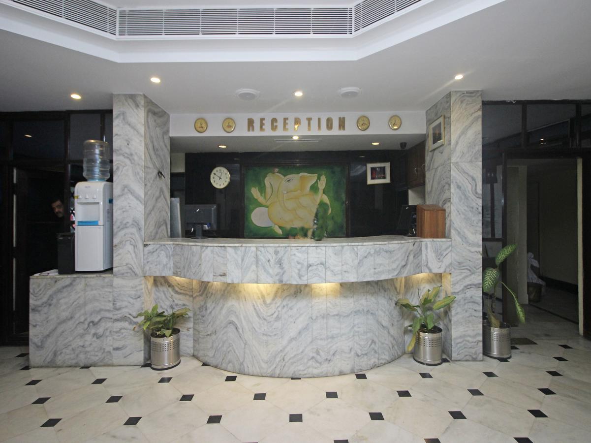 Hotel Mb International Palace Side Mysuru Zewnętrze zdjęcie