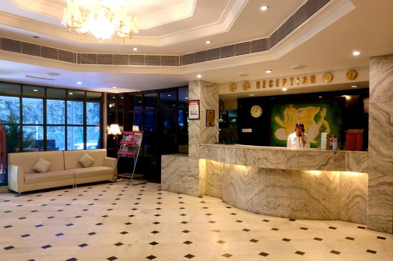 Hotel Mb International Palace Side Mysuru Zewnętrze zdjęcie